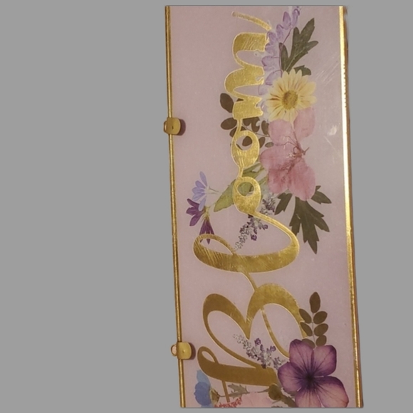 Lets Bloom - Picture 2 of 2